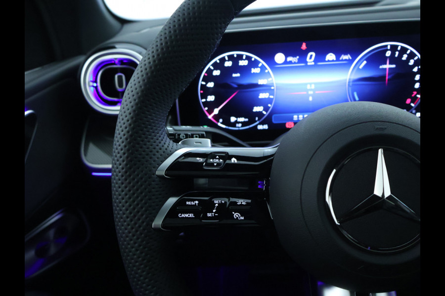 Mercedes-Benz GLC 300e 4MATIC Sport Edition | Trekhaak | Nightpakket | Rijassistentiepakket Plus | AMG Premium Plus | DISTRONIC PLUS | EASY PACK achterklep | KEYLESS GO-comfortpakket | 	Winter pakket | Head-up display |