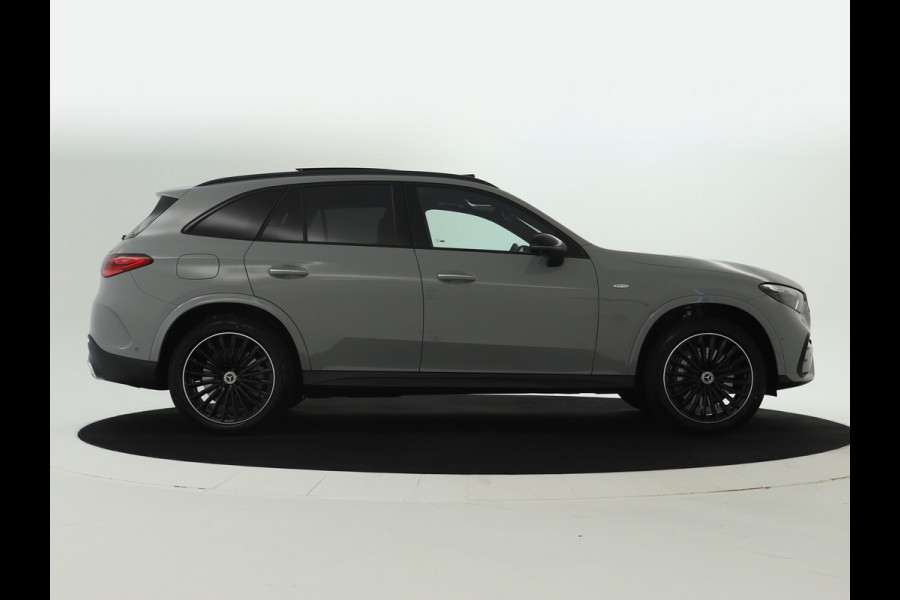 Mercedes-Benz GLC 300e 4MATIC Sport Edition | Trekhaak | Nightpakket | Rijassistentiepakket Plus | AMG Premium Plus | DISTRONIC PLUS | EASY PACK achterklep | KEYLESS GO-comfortpakket | 	Winter pakket | Head-up display |