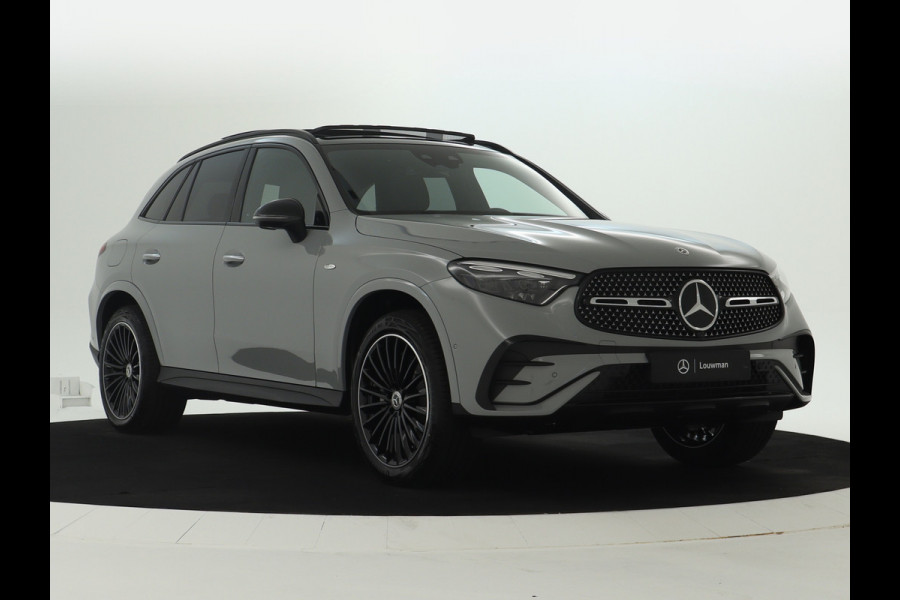 Mercedes-Benz GLC 300e 4MATIC Sport Edition | Trekhaak | Nightpakket | Rijassistentiepakket Plus | AMG Premium Plus | DISTRONIC PLUS | EASY PACK achterklep | KEYLESS GO-comfortpakket | 	Winter pakket | Head-up display |