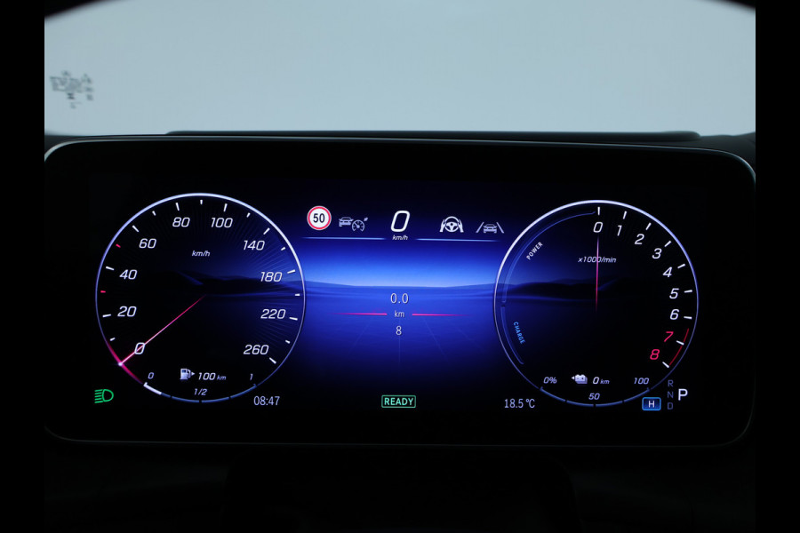 Mercedes-Benz GLC 300e 4MATIC Sport Edition | Trekhaak | Nightpakket | Rijassistentiepakket Plus | AMG Premium Plus | DISTRONIC PLUS | EASY PACK achterklep | KEYLESS GO-comfortpakket | 	Winter pakket | Head-up display |