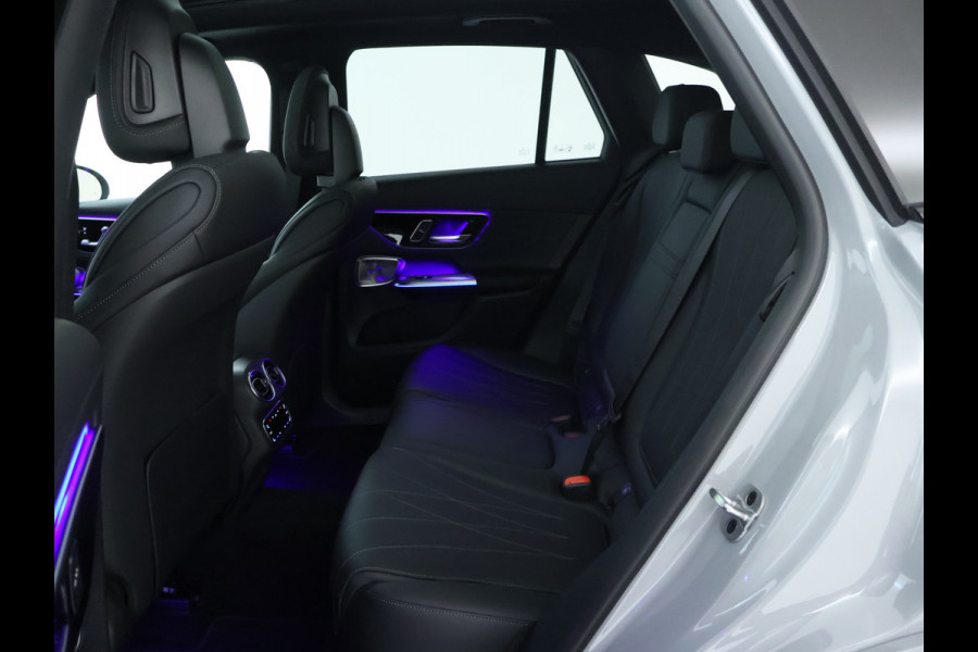 Mercedes-Benz GLC 300e 4MATIC Sport Edition | Trekhaak | Nightpakket | Rijassistentiepakket Plus | AMG Premium Plus | DISTRONIC PLUS | EASY PACK achterklep | KEYLESS GO-comfortpakket | 	Winter pakket | Head-up display |