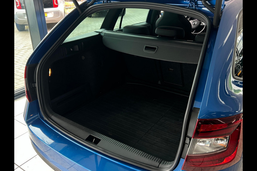 Škoda Octavia Combi 1.5 TSI Greentech Sport Business NL AUTO | PANO | SPORTSTOELEN | CARPLAY | ! 2DE PINKSTERDAG GEOPEND VAN 10:00 UUR T/M 17:00 UUR