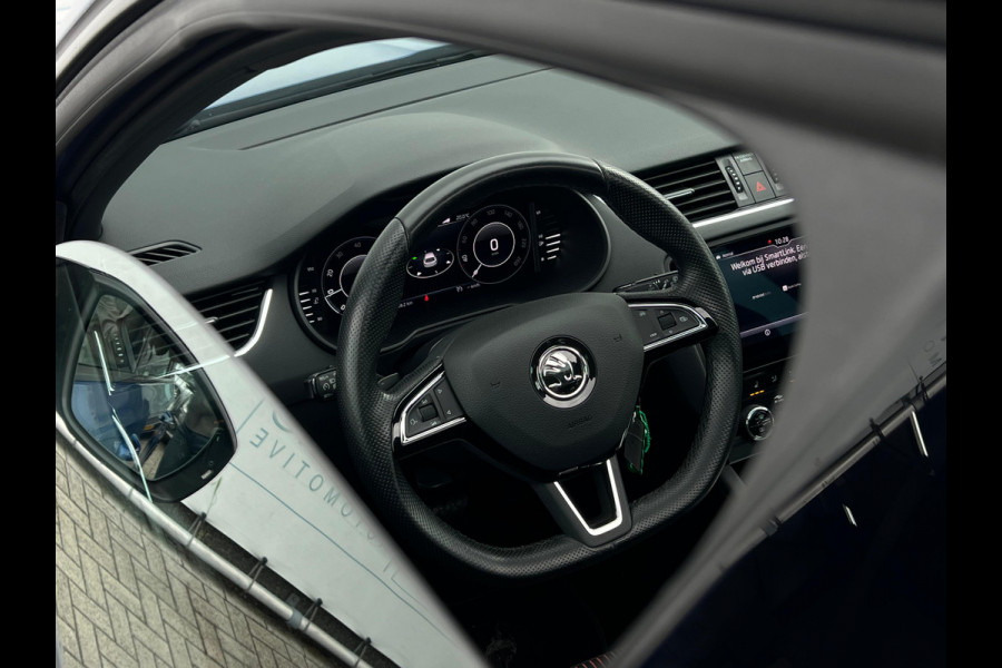 Škoda Octavia Combi 1.5 TSI Greentech Sport Business NL AUTO | PANO | SPORTSTOELEN | CARPLAY | ! 2DE PINKSTERDAG GEOPEND VAN 10:00 UUR T/M 17:00 UUR
