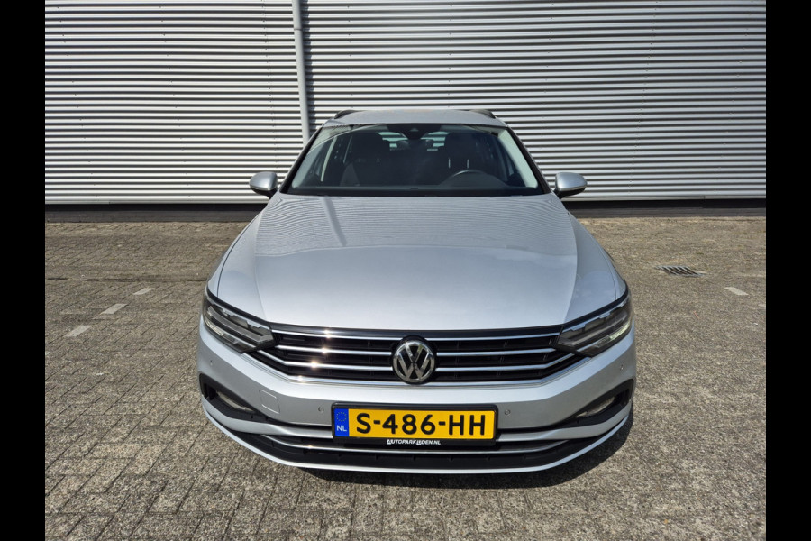 Volkswagen Passat Variant 1.5 TSI Comfort Business New Model,Navigatie,ACC,parkeersensoren