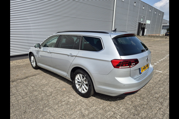 Volkswagen Passat Variant 1.5 TSI Comfort Business New Model,Navigatie,ACC,parkeersensoren