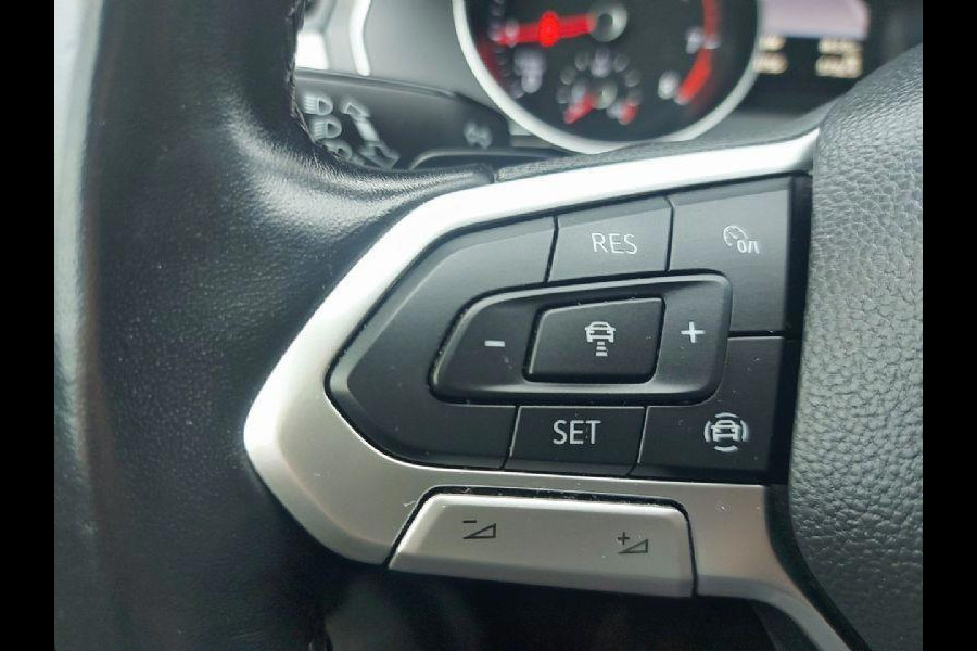 Volkswagen Passat Variant 1.5 TSI Comfort Business New Model,Navigatie,ACC,parkeersensoren