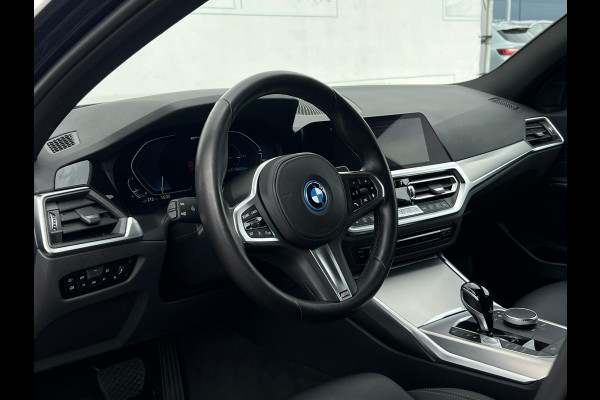 BMW 3 Serie Touring 320e Business Edition Plus NL AUTO | LEDER | STOELVERW | CARPLAY | ! 2DE PINKSTERDAG GEOPEND VAN 10:00 UUR T/M 17:00 UUR