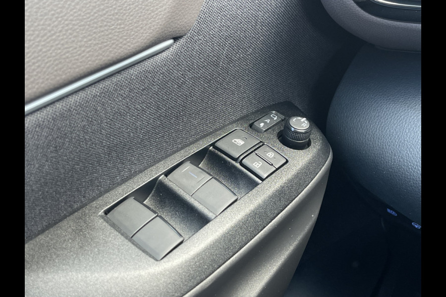 Toyota Yaris Cross 1.5 Hybrid Executive | CarPlay | Navi | Camera | ACC | LED | DAB+ | 18 inch