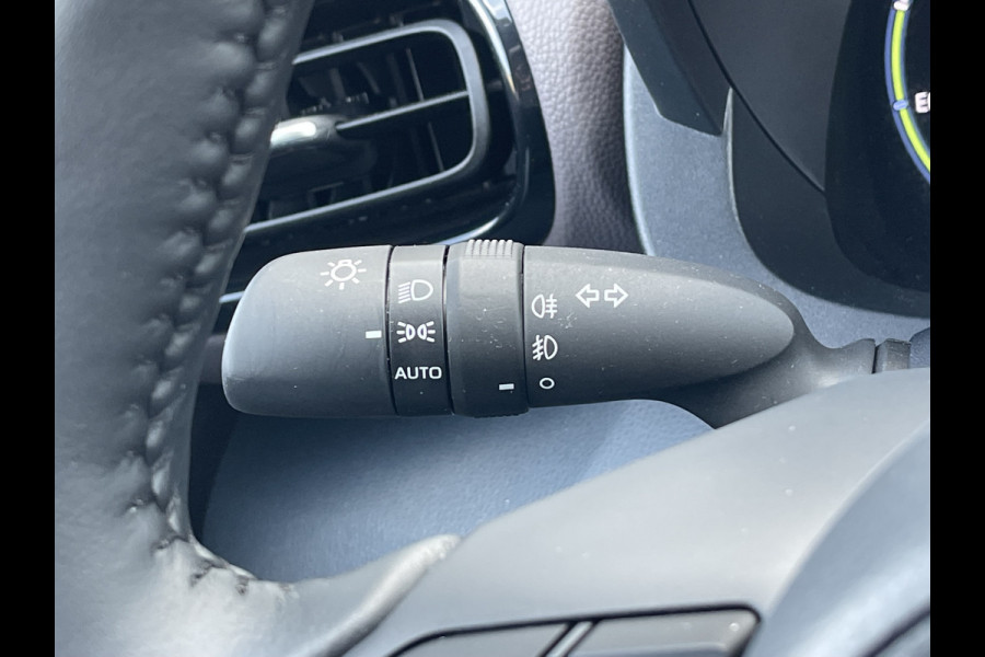 Toyota Yaris Cross 1.5 Hybrid Executive | CarPlay | Navi | Camera | ACC | LED | DAB+ | 18 inch
