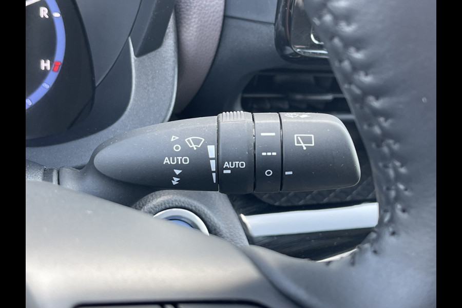 Toyota Yaris Cross 1.5 Hybrid Executive | CarPlay | Navi | Camera | ACC | LED | DAB+ | 18 inch