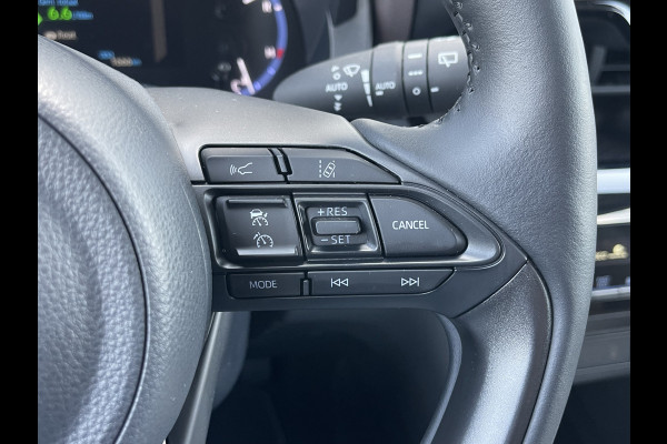 Toyota Yaris Cross 1.5 Hybrid Executive | CarPlay | Navi | Camera | ACC | LED | DAB+ | 18 inch