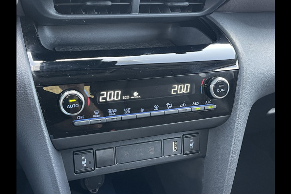 Toyota Yaris Cross 1.5 Hybrid Executive | CarPlay | Navi | Camera | ACC | LED | DAB+ | 18 inch
