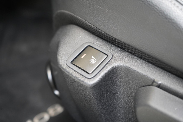 Peugeot 108 1.0 e-VTi 5-drs Allure TOP! | Cabrio | ECC | Vouwdak | Bluetooth | Achteruitrijcamera | Leder | Stoelverwarming | Zuinig!