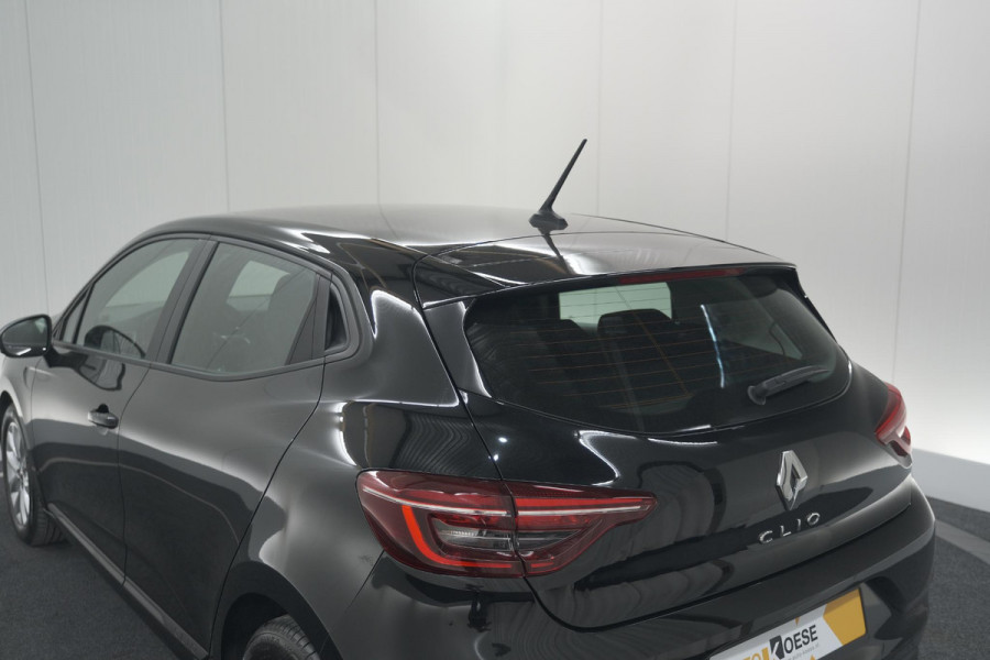 Renault Clio TCe 90 Equilibre | Parkeersensoren | Apple Carplay | Cruise Control