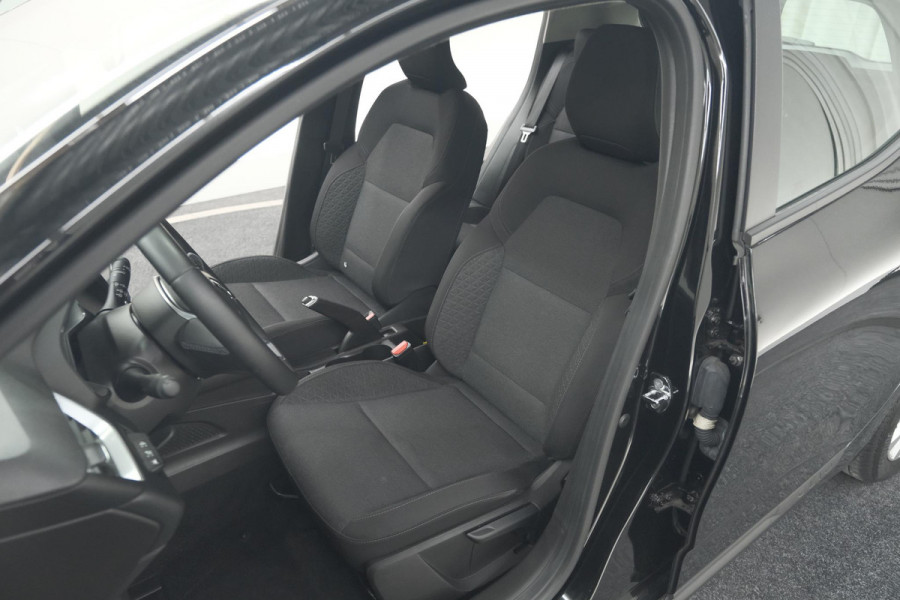 Renault Clio TCe 90 Equilibre | Parkeersensoren | Apple Carplay | Cruise Control