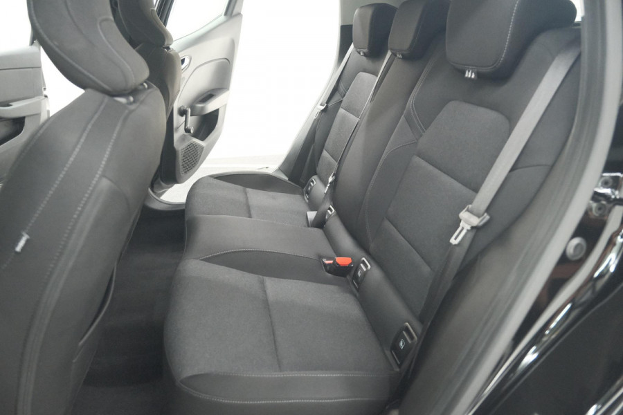 Renault Clio TCe 90 Equilibre | Parkeersensoren | Apple Carplay | Cruise Control