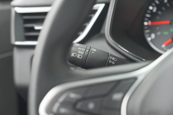Renault Clio TCe 90 Equilibre | Parkeersensoren | Apple Carplay | Cruise Control