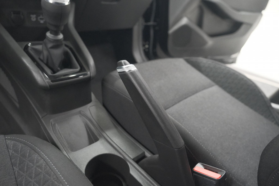 Renault Clio TCe 90 Equilibre | Parkeersensoren | Apple Carplay | Cruise Control