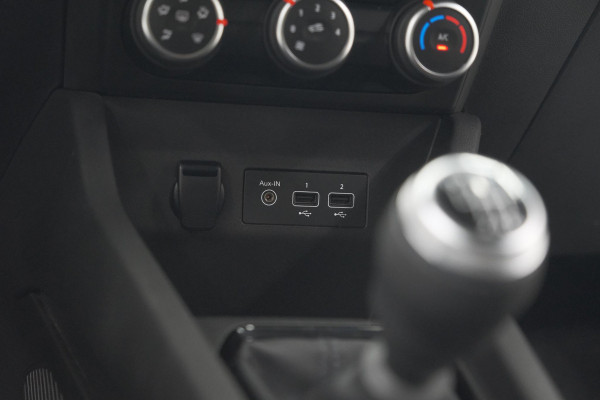 Renault Clio TCe 90 Equilibre | Parkeersensoren | Apple Carplay | Cruise Control