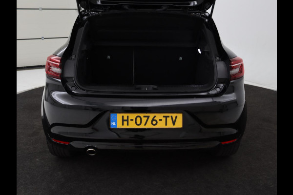 Renault Clio 1.3 TCe Initiale Paris | Automaat | Leder | Stoel & stuurverwarming | 360 camera | Carplay | Park Assist | Keyless | Full LED | Dodehoek detectie | Navigatie