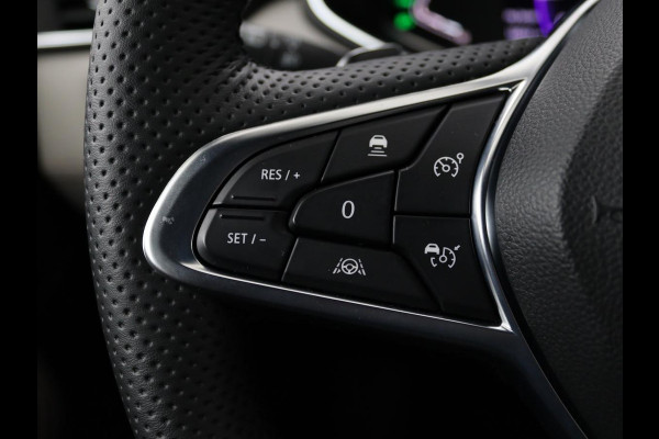 Renault Clio 1.3 TCe Initiale Paris | Automaat | Leder | Stoel & stuurverwarming | 360 camera | Carplay | Park Assist | Keyless | Full LED | Dodehoek detectie | Navigatie
