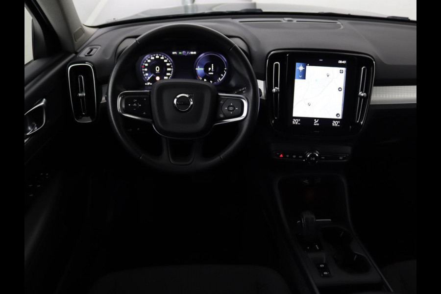 Volvo XC40 1.5 T5 Recharge Business Pro | Adaptive cruise | Camera | Carplay | Keyless | Navigatie | Parkeerverwarming | Full LED | Dodehoek detectie | PHEV