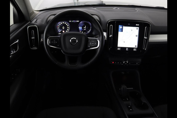 Volvo XC40 1.5 T5 Recharge Business Pro | Adaptive cruise | Camera | Carplay | Keyless | Navigatie | Parkeerverwarming | Full LED | Dodehoek detectie | PHEV