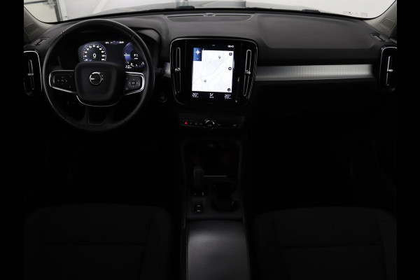 Volvo XC40 1.5 T5 Recharge Business Pro | Adaptive cruise | Camera | Carplay | Keyless | Navigatie | Parkeerverwarming | Full LED | Dodehoek detectie | PHEV