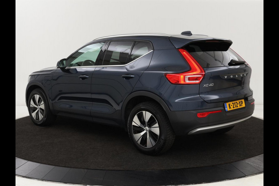 Volvo XC40 1.5 T5 Recharge Business Pro | Adaptive cruise | Camera | Carplay | Keyless | Navigatie | Parkeerverwarming | Full LED | Dodehoek detectie | PHEV