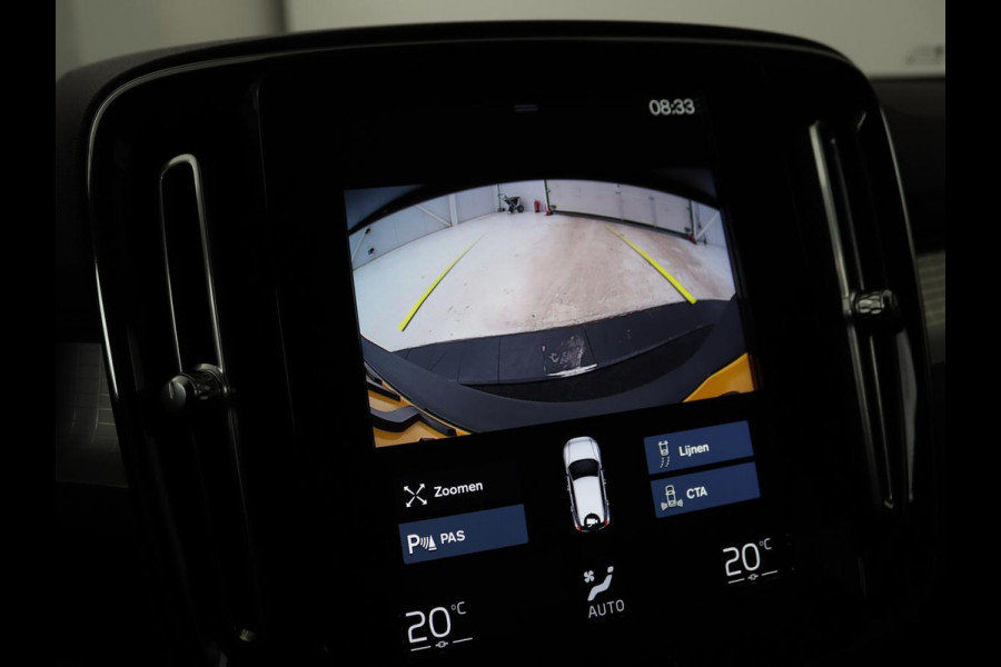 Volvo XC40 1.5 T5 Recharge Business Pro | Adaptive cruise | Camera | Carplay | Keyless | Navigatie | Parkeerverwarming | Full LED | Dodehoek detectie | PHEV
