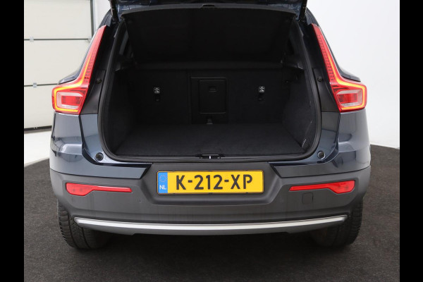 Volvo XC40 1.5 T5 Recharge Business Pro | Adaptive cruise | Camera | Carplay | Keyless | Navigatie | Parkeerverwarming | Full LED | Dodehoek detectie | PHEV