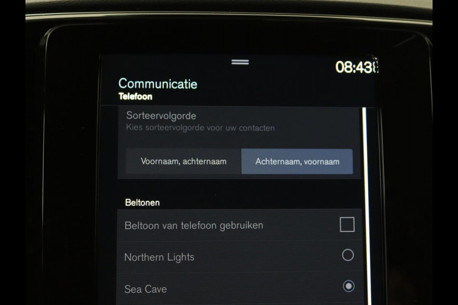 Volvo XC40 1.5 T5 Recharge Business Pro | Adaptive cruise | Camera | Carplay | Keyless | Navigatie | Parkeerverwarming | Full LED | Dodehoek detectie | PHEV
