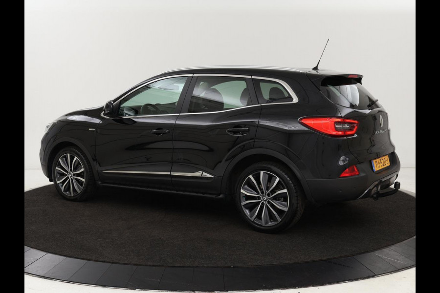 Renault Kadjar 1.2 TCe Bose | 1e eigenaar | 62.500km NAP | Automaat | Camera | Trekhaak | Navigatie | Keyless | Full LED | Half leder | Dodehoek detectie | Climate control | Bluetooth