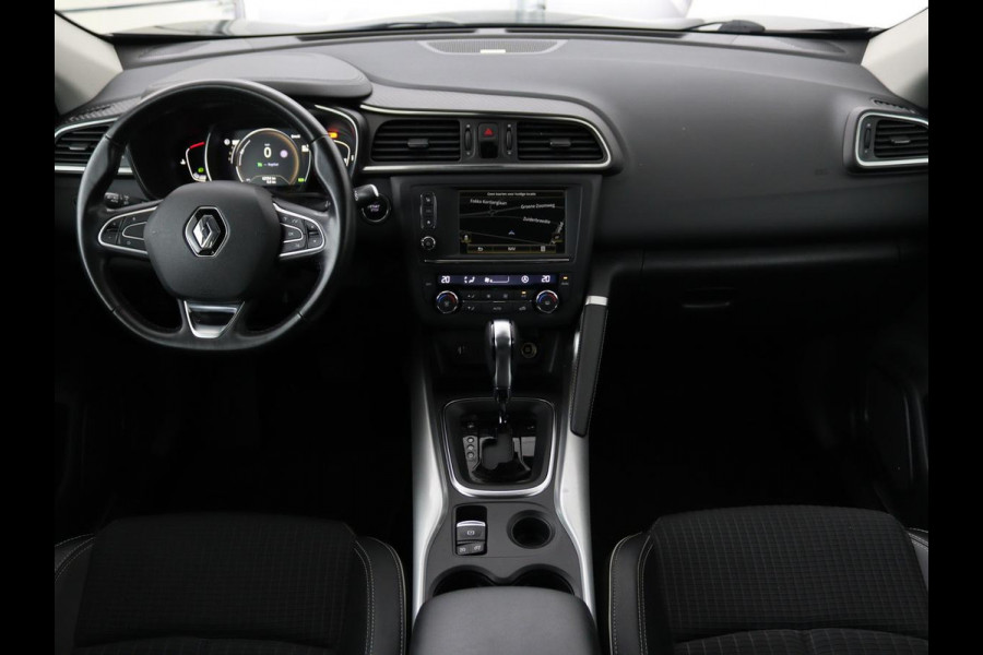 Renault Kadjar 1.2 TCe Bose | 1e eigenaar | 62.500km NAP | Automaat | Camera | Trekhaak | Navigatie | Keyless | Full LED | Half leder | Dodehoek detectie | Climate control | Bluetooth