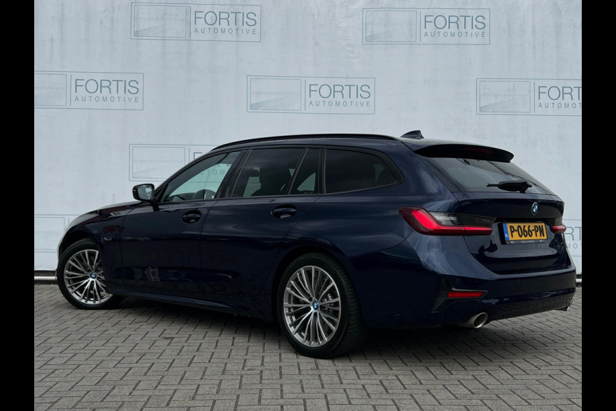 BMW 3 Serie Touring 320e Business Edition Plus NL AUTO | LEDER | STOELVERW | CARPLAY | ! 2DE PINKSTERDAG GEOPEND VAN 10:00 UUR T/M 17:00 UUR