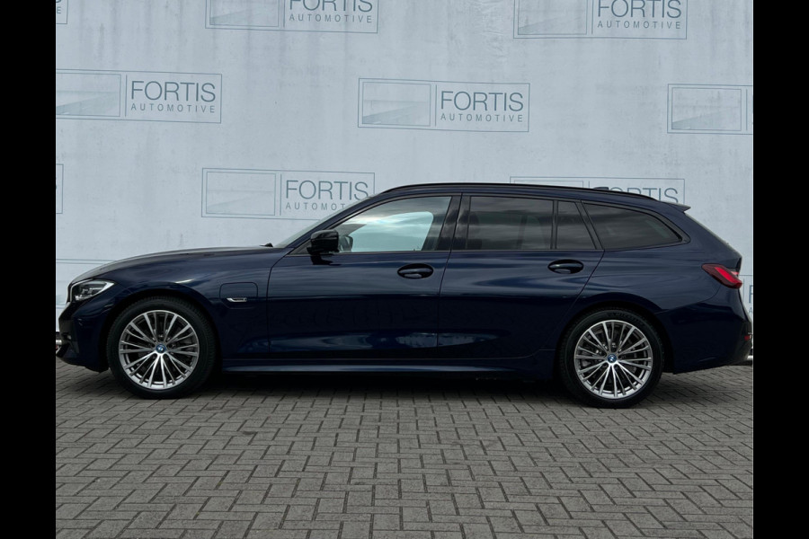 BMW 3 Serie Touring 320e Business Edition Plus NL AUTO | LEDER | STOELVERW | CARPLAY | ! 2DE PINKSTERDAG GEOPEND VAN 10:00 UUR T/M 17:00 UUR