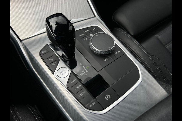 BMW 3 Serie Touring 320e Business Edition Plus NL AUTO | LEDER | STOELVERW | CARPLAY | ! 2DE PINKSTERDAG GEOPEND VAN 10:00 UUR T/M 17:00 UUR