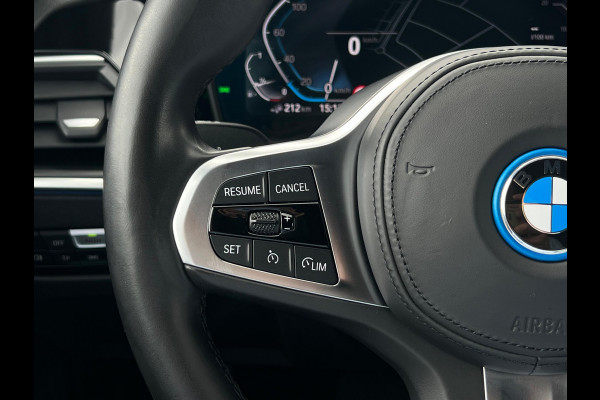 BMW 3 Serie Touring 320e Business Edition Plus NL AUTO | LEDER | STOELVERW | CARPLAY | ! 2DE PINKSTERDAG GEOPEND VAN 10:00 UUR T/M 17:00 UUR