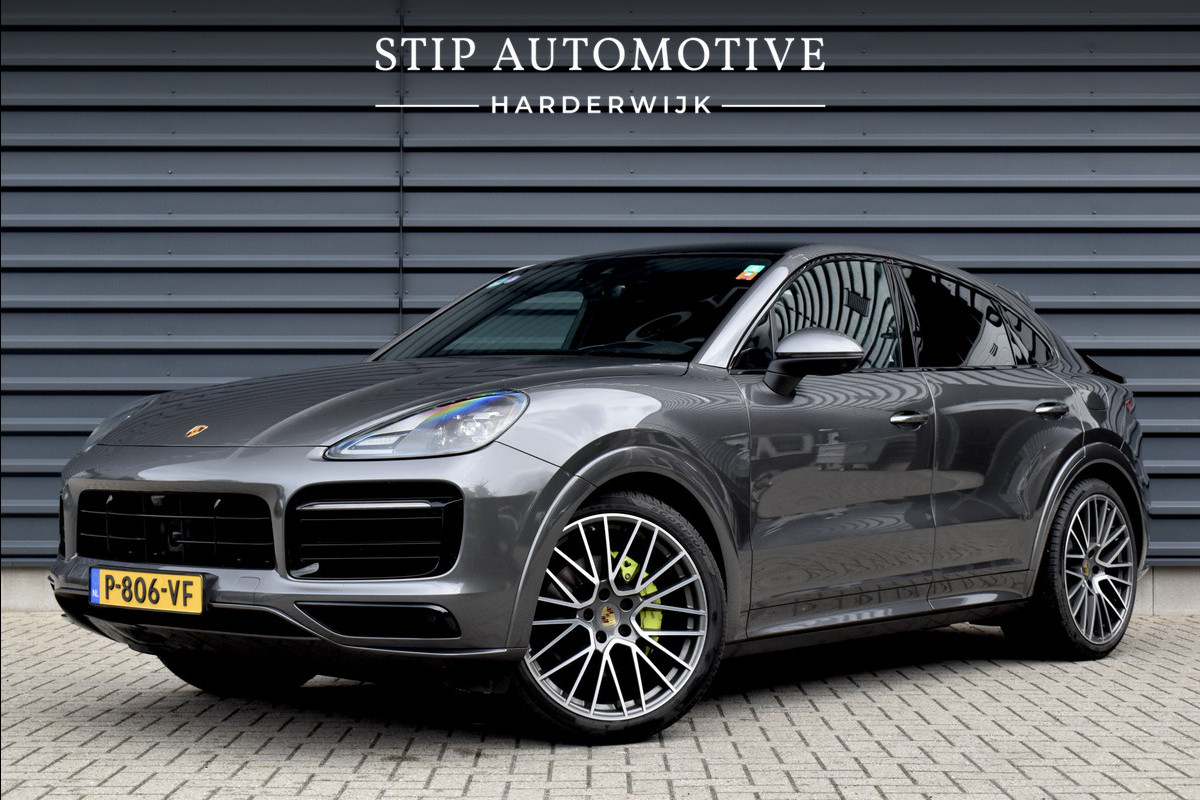 Porsche Cayenne Coupé 3.0 E-Hybrid 462pk Sport Design | Panoramadak | 22'' Velgen | ACC | Head-Up | Bose | Sportchrono | Leder Dashbord |