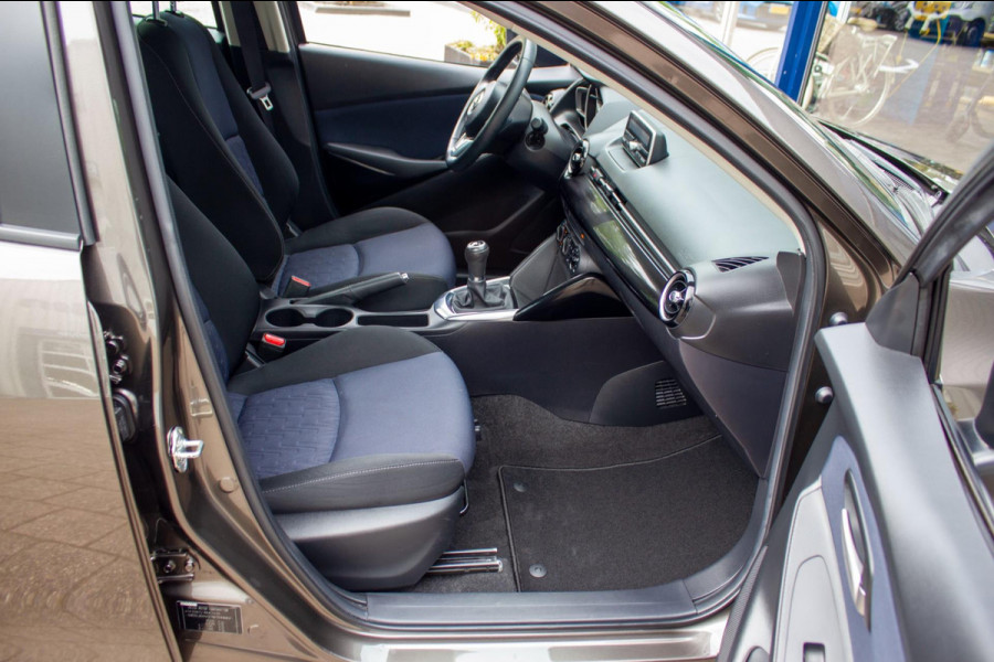 Mazda 2 1.5 Skyactiv-G S | Prijs rijklaar incl. 12 mnd garantie | Stoelverwarming Cruise Pdc Airco BT