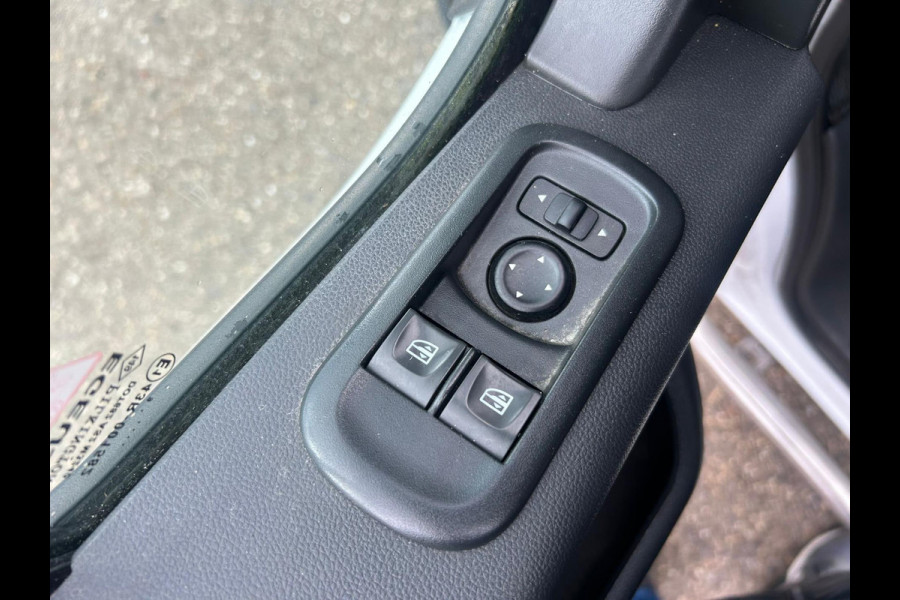 Renault Master T35 2.3 dCi 180 L2H3 Energy 180 pk