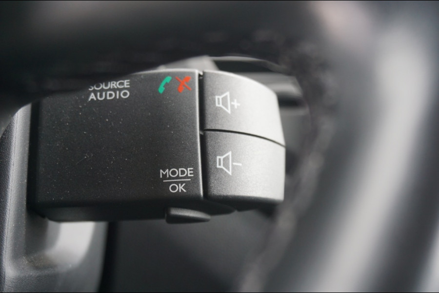 Renault Captur 90PK Intens TREKHAAK | 4SBAND | CAMERA | NAVI | ORG.NL!