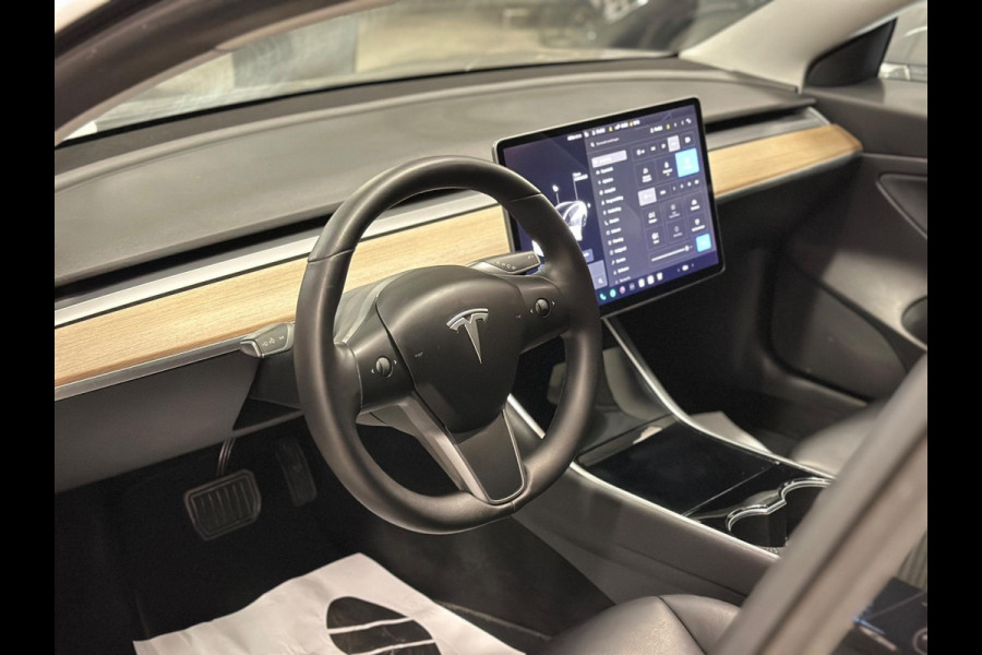 Tesla Model 3 Standard RWD Plus 60 kWh