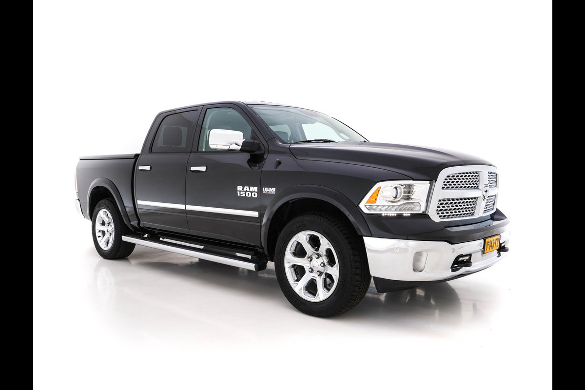 Dodge Ram 1500 5.7 V8 HEMI LARAMIE Quad-Cab 6'4 [ 5-Pers. ] Aut. *PANO | LUXURY-LEATHER | MEMORY-PACK | ALPINE-SOUNDSYSTEM | CAMERA | NAVI-FULLMAP | HEATED-COOLED-COMFORTSEATS| TOWBAR | 20''ALU*