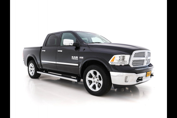 Dodge Ram 1500 5.7 V8 HEMI LARAMIE Quad-Cab 6'4 [ 5-Pers. ] Aut. *PANO | LUXURY-LEATHER | MEMORY-PACK | ALPINE-SOUNDSYSTEM | CAMERA | NAVI-FULLMAP | HEATED-COOLED-COMFORTSEATS| TOWBAR | 20''ALU*