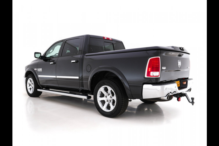 Dodge Ram 1500 5.7 V8 HEMI LARAMIE Quad-Cab 6'4 [ 5-Pers. ] Aut. *PANO | LUXURY-LEATHER | MEMORY-PACK | ALPINE-SOUNDSYSTEM | CAMERA | NAVI-FULLMAP | HEATED-COOLED-COMFORTSEATS| TOWBAR | 20''ALU*