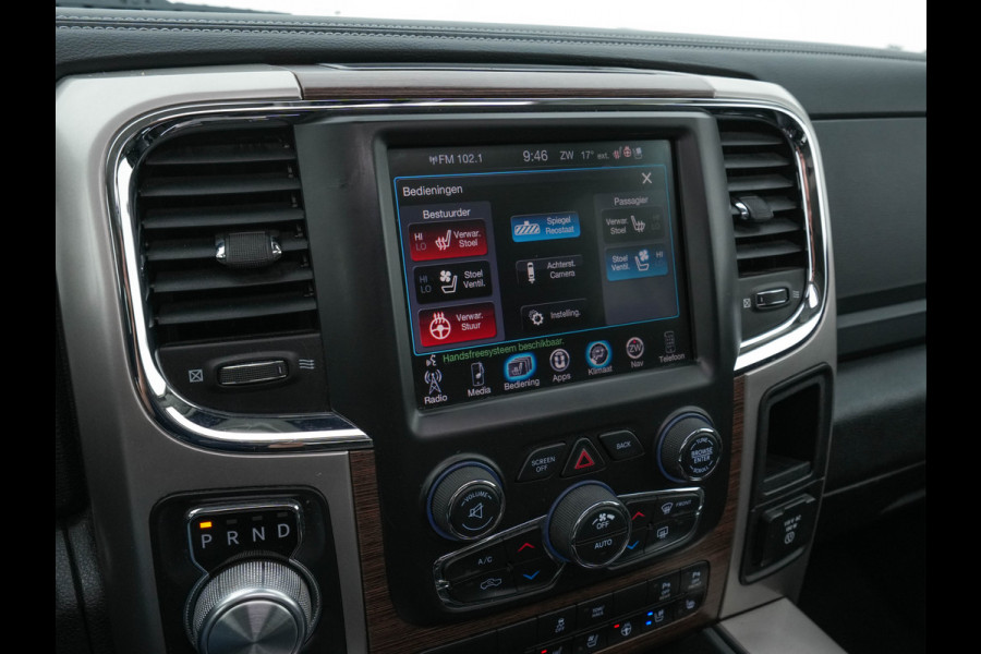 Dodge Ram 1500 5.7 V8 HEMI LARAMIE Quad-Cab 6'4 [ 5-Pers. ] Aut. *PANO | LUXURY-LEATHER | MEMORY-PACK | ALPINE-SOUNDSYSTEM | CAMERA | NAVI-FULLMAP | HEATED-COOLED-COMFORTSEATS| TOWBAR | 20''ALU*