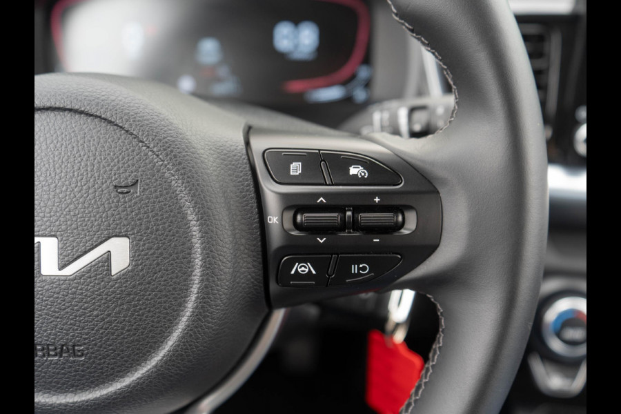 Kia Stonic 1.0 T-GDi MHEV DynamicLine | Navigatie | Climate control Airco | Achteruitrijcamera |