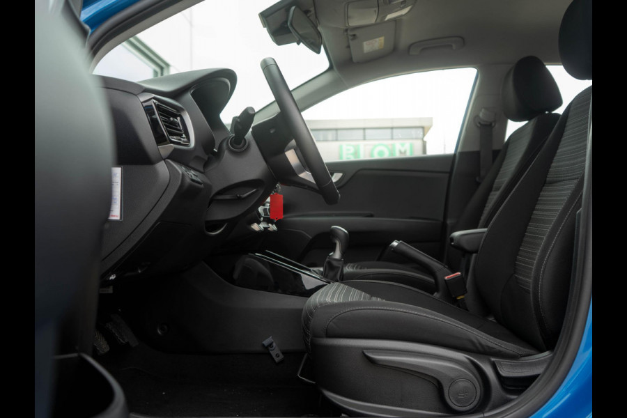 Kia Stonic 1.0 T-GDi MHEV DynamicLine | Navigatie | Climate control Airco | Achteruitrijcamera |
