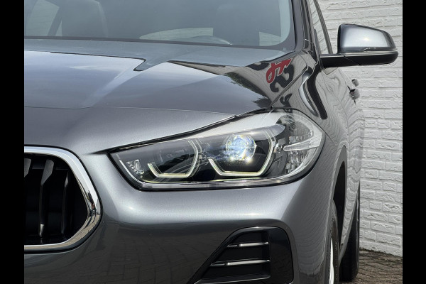 BMW X2 SDrive18i High Executive Led Panorama Sfeer verlichting Leder Cruise Clima